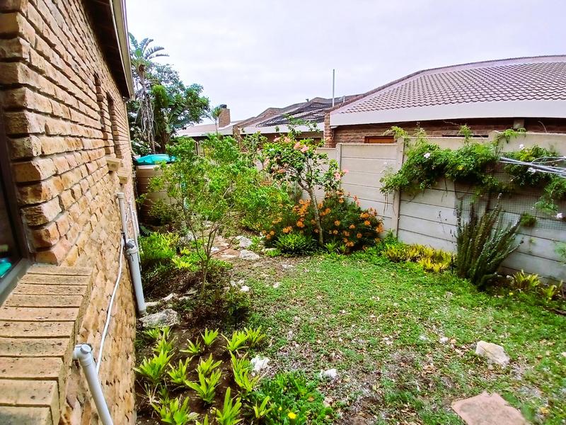 3 Bedroom Property for Sale in Stilbaai Wes Western Cape